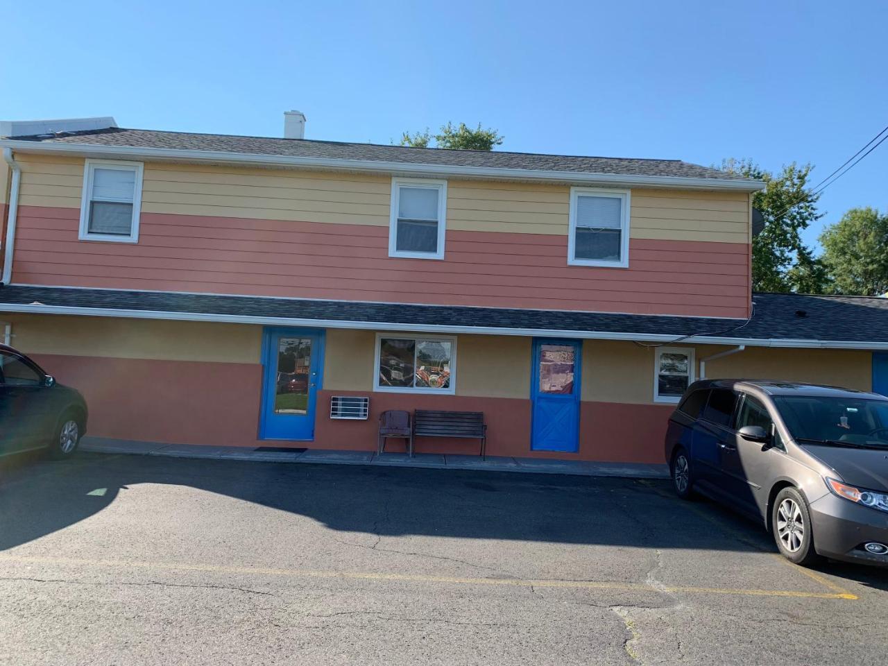 Scottish Inns Wrightstown Exterior photo