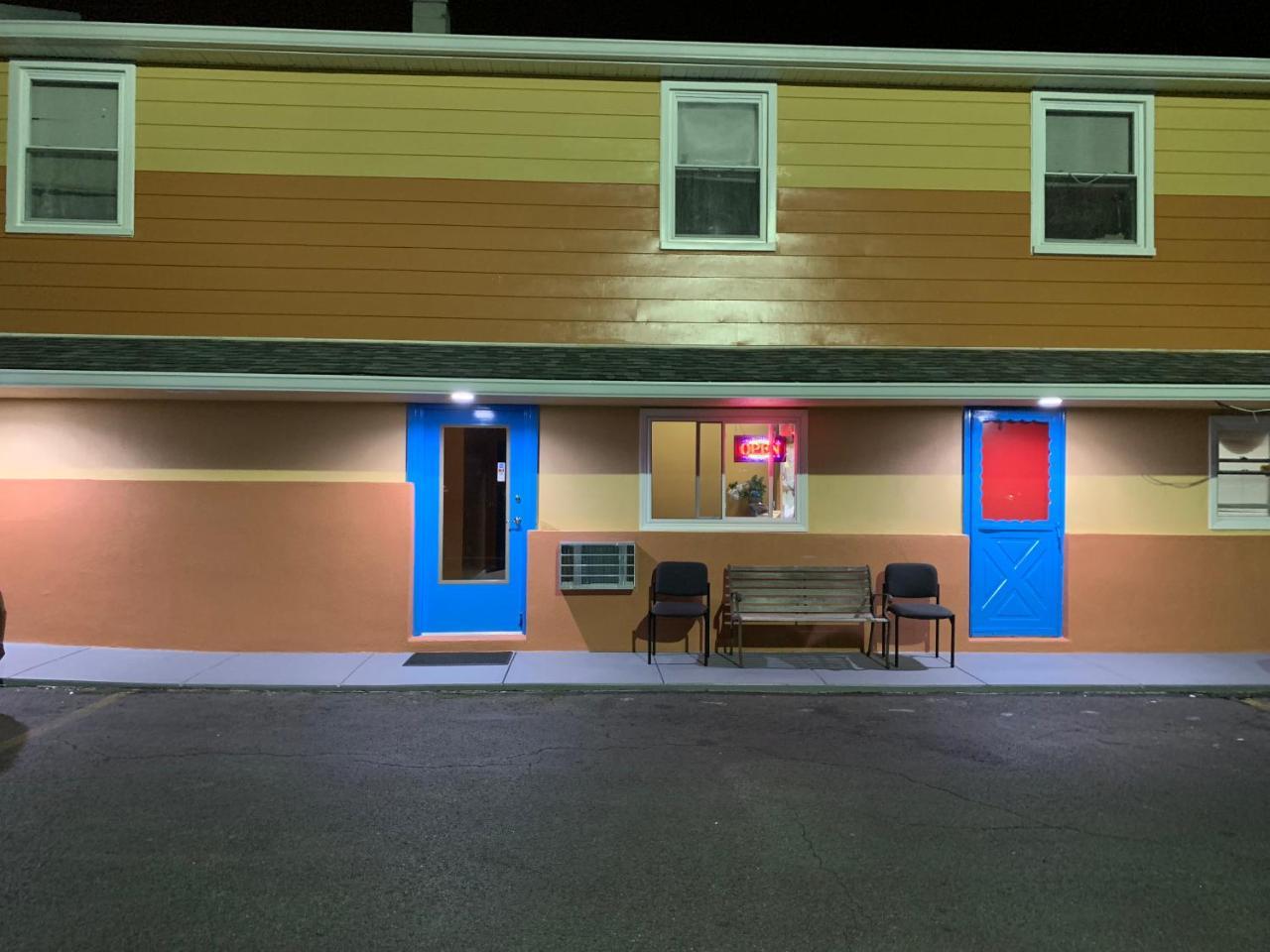 Scottish Inns Wrightstown Exterior photo