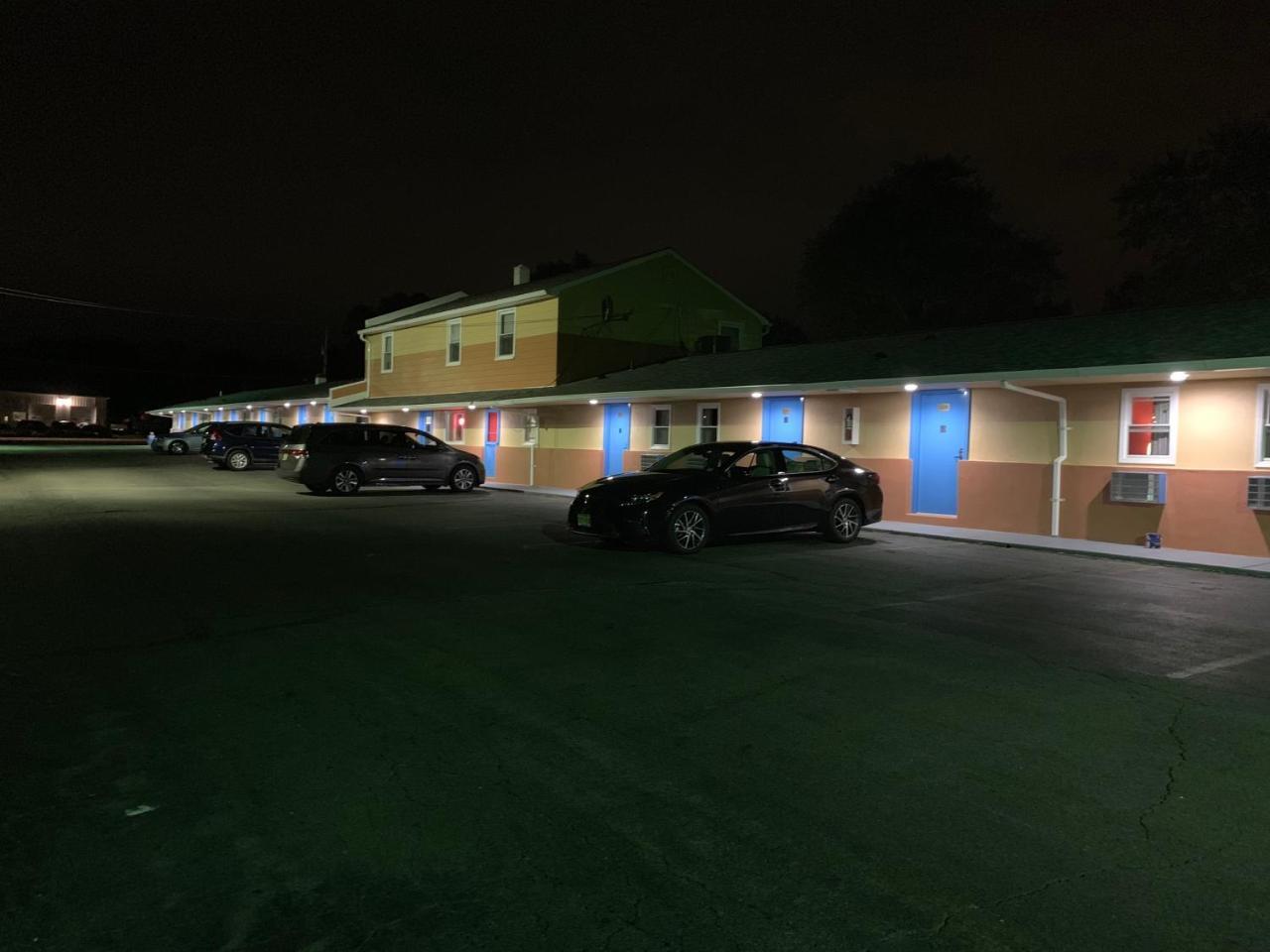 Scottish Inns Wrightstown Exterior photo